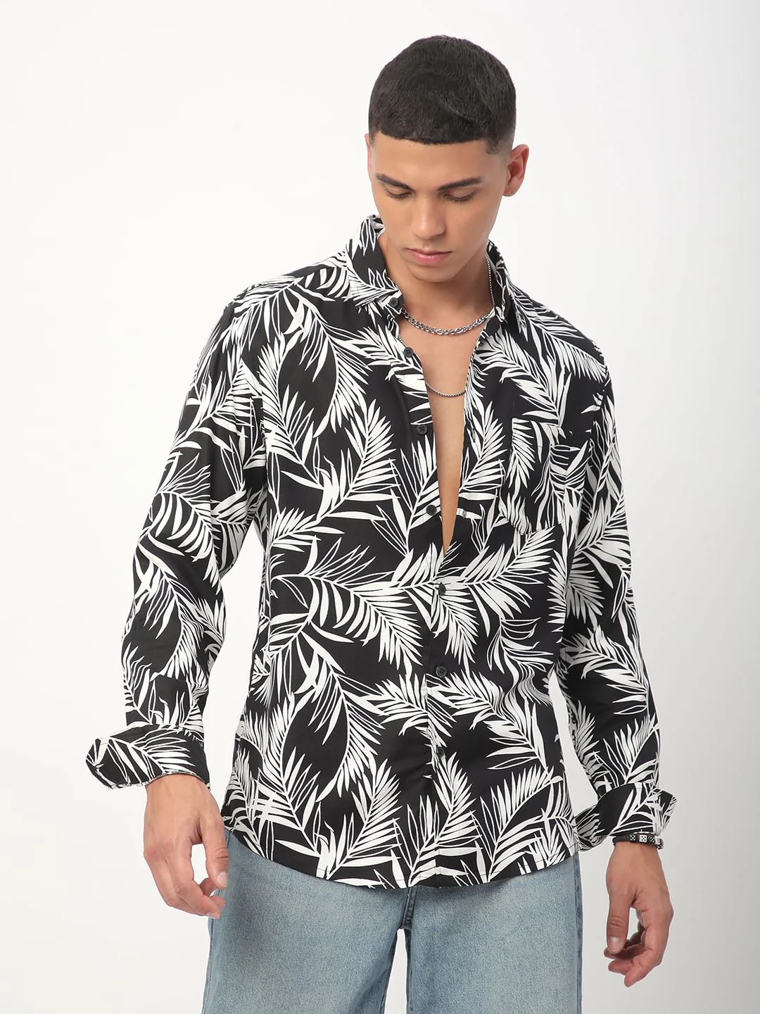 Black & White Hawaiian Printed Shirt - Image 5