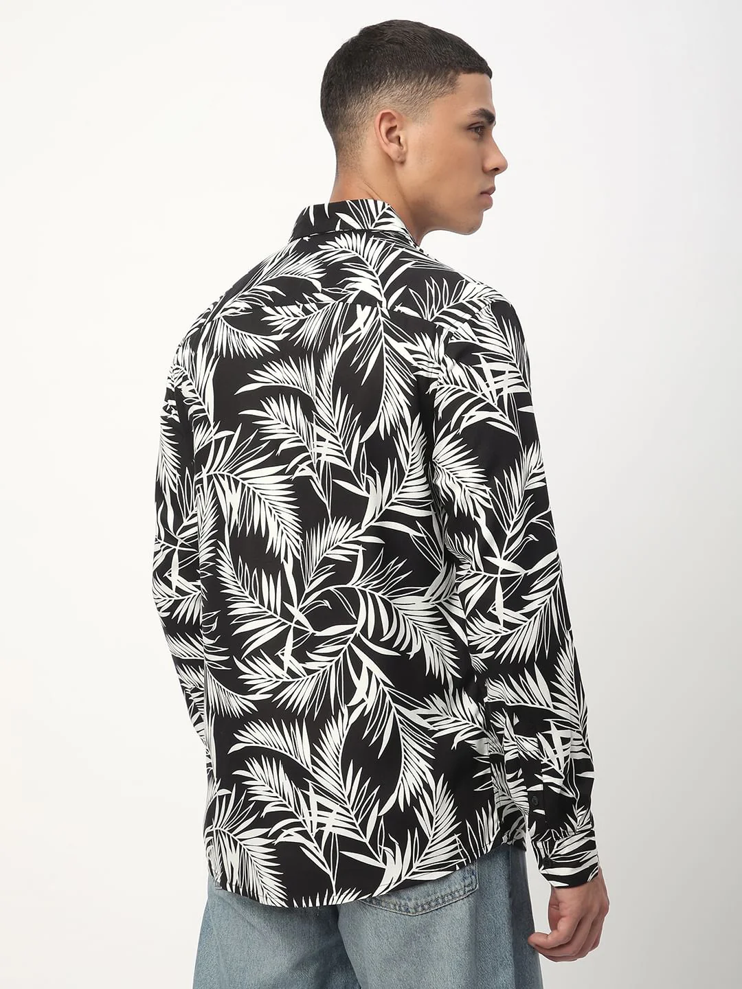 Black & White Hawaiian Printed Shirt - Image 8