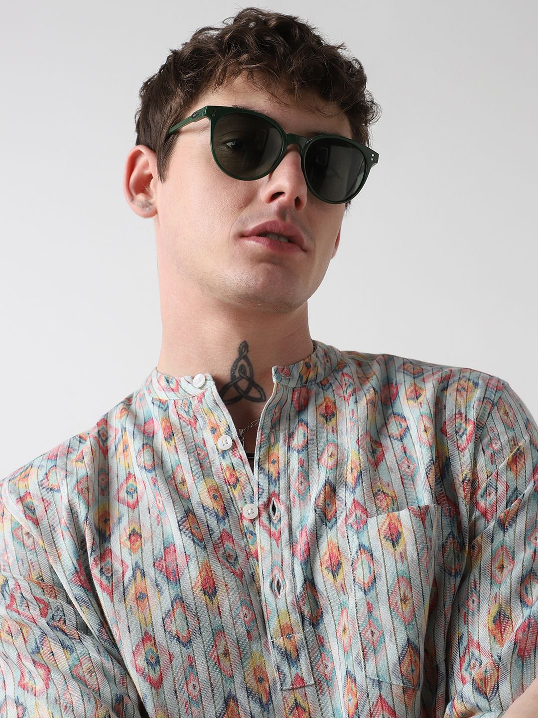 Jazzy Ikat Printed Kurta - Image 2